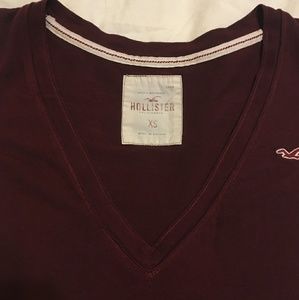 Hollister V-neck